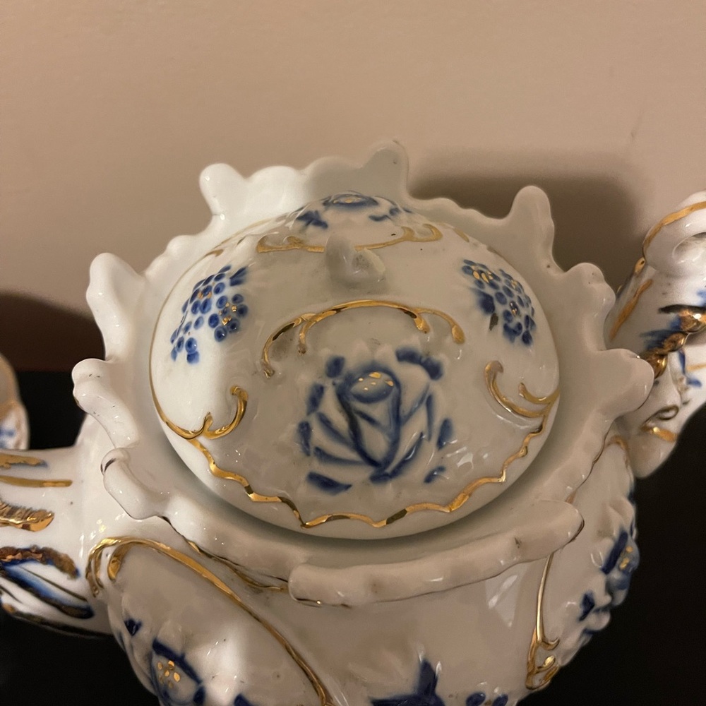 Royal Vienna Fine Porcelain Tea Set Blue White Gold China Wow Antique VTG Rare - Picture 15 of 16